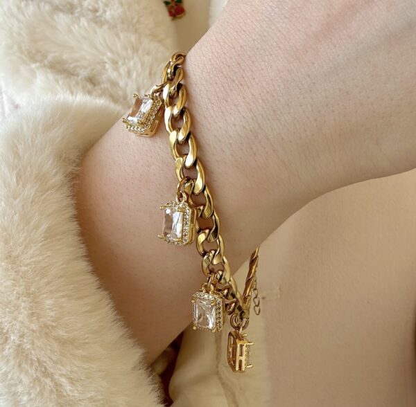 Square zircon bracelet