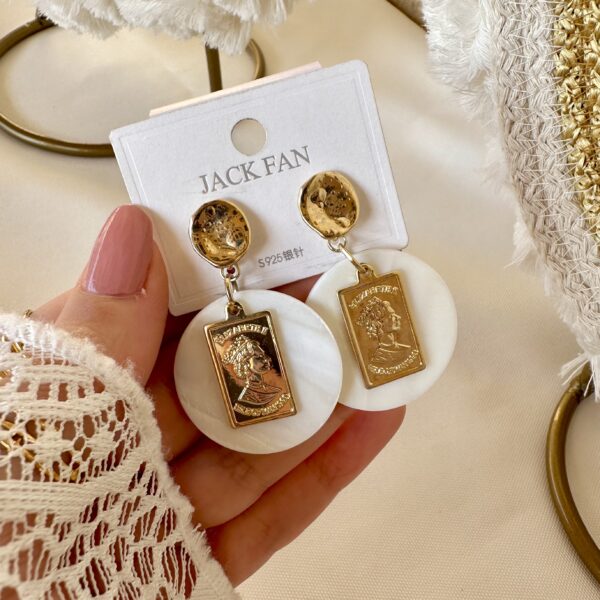 Elz earrings