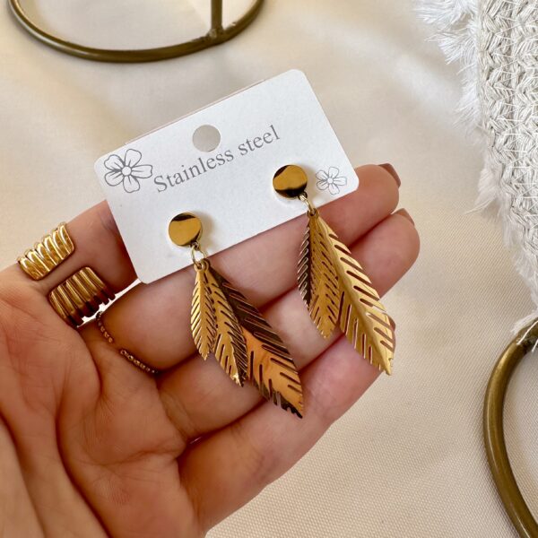 Leaf earrings