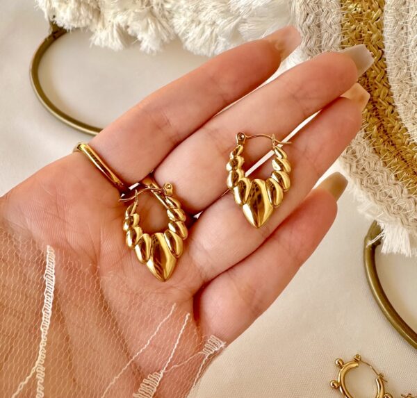 Leaf earrings