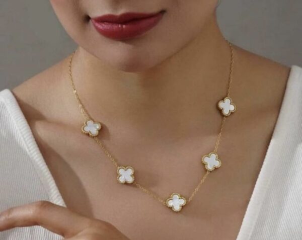 Van cleef white necklace