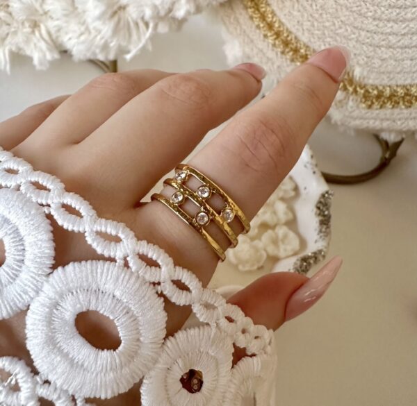 Zircon chunky Ring