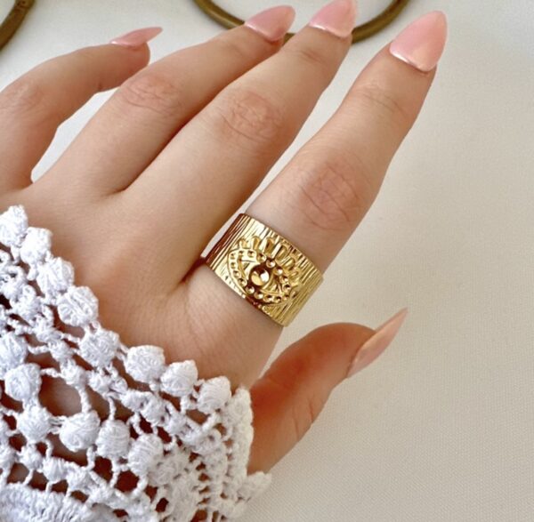 Evil eye cuff Ring