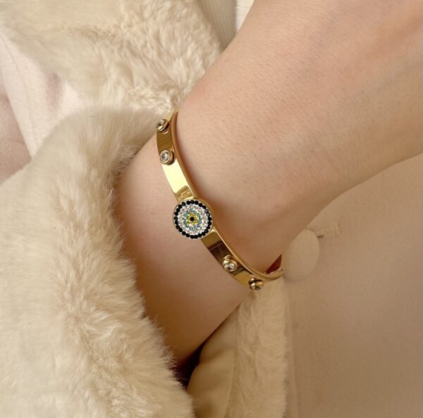 Evil eye bracelet