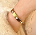 Crispy golden bangle