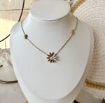 Vintage flower necklace