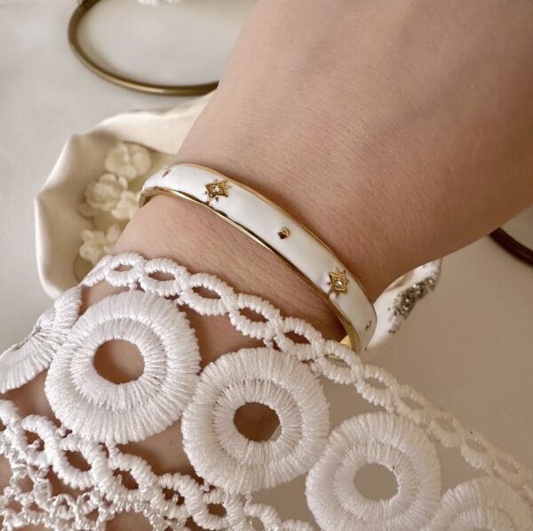 White zircon bracelet