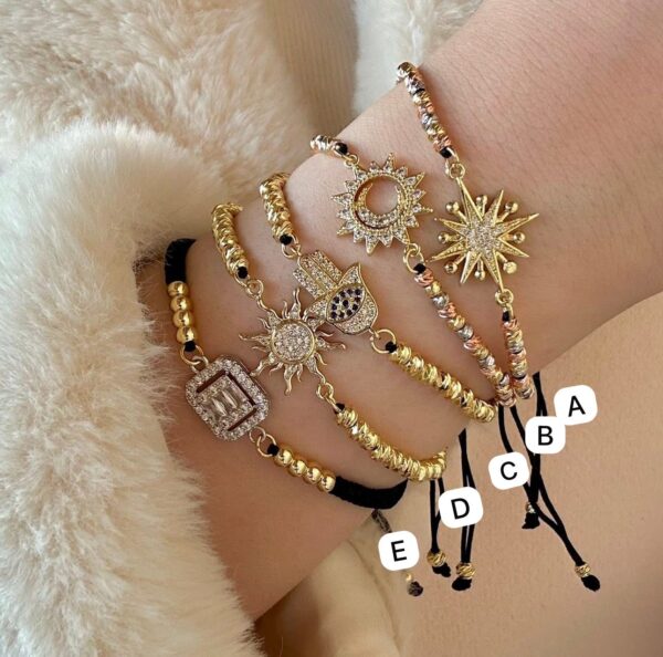 Wire golden bracelet
