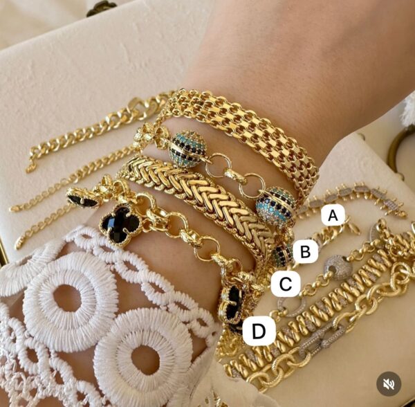 Golden zircon bracelet