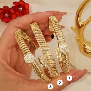 Gold zircon bangle