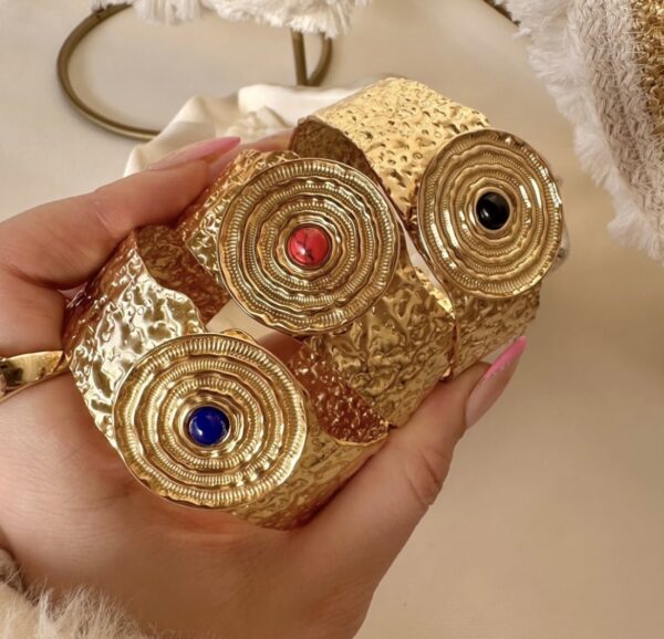 Wide crispy bangle