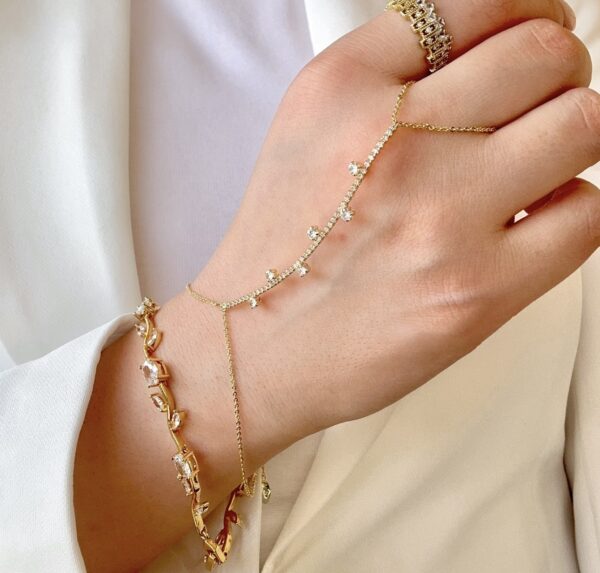 Tennis hand chain
