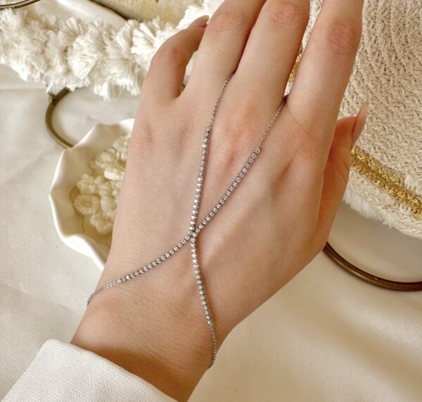 Tennis hand chain